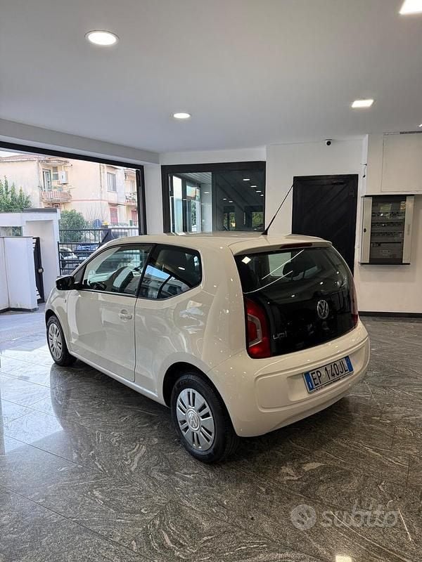 Usata VW up! 74 CV (54 kW) 2012 Bianco Utilitaria