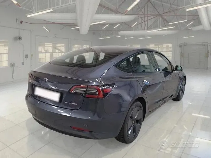 Usata Tesla Model 3 Long Range AWD 152 kW (208 CV) 2022 Grigio Berlina