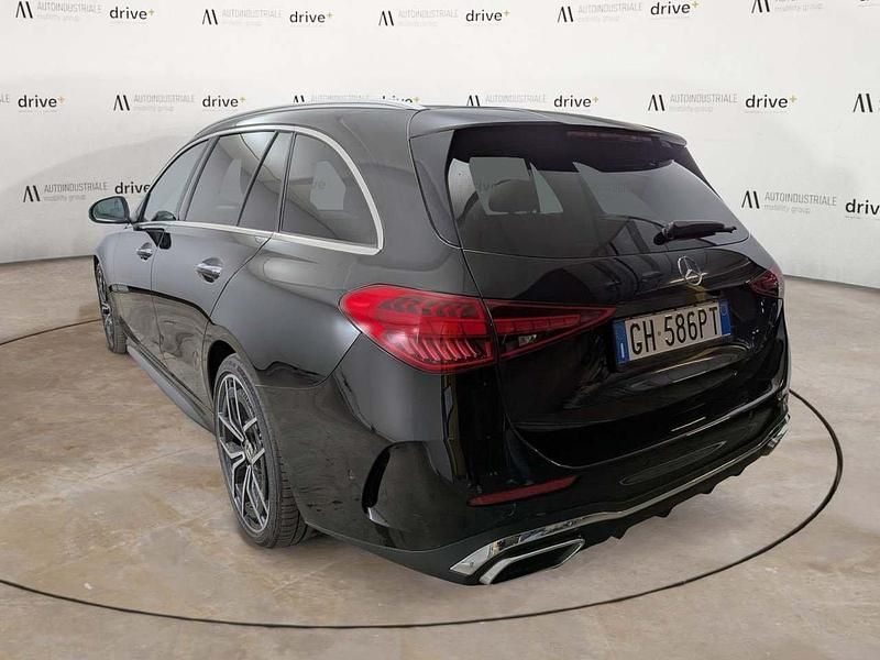 Usata Mercedes 300 Premium Plus 265 CV (194 kW) 2021 Nero Station wagon