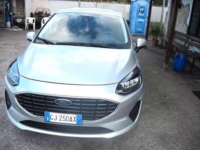 Argento Usata 2022 Ford Fiesta Titanium Tre volumi | 12.700 € (Ottimo prezzo) - Immagine 1/4