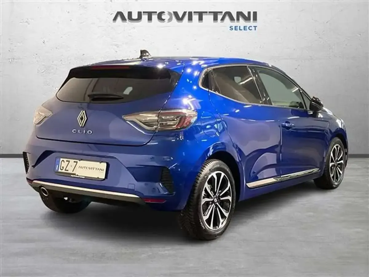Usata Renault Clio V Techno 91 CV (66 kW) 2025 Blu chiaro Berlina