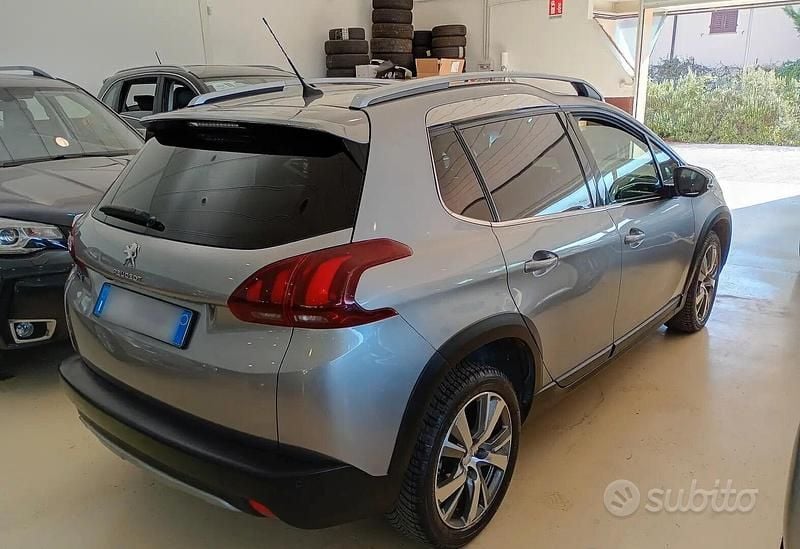 Usata Peugeot 2008 Allure 102 CV (75 kW) 2019 Grigio SUV