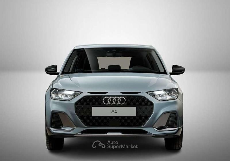 Usata Audi A1 Design 116 CV (85 kW) 2025 Grigio freccia SUV