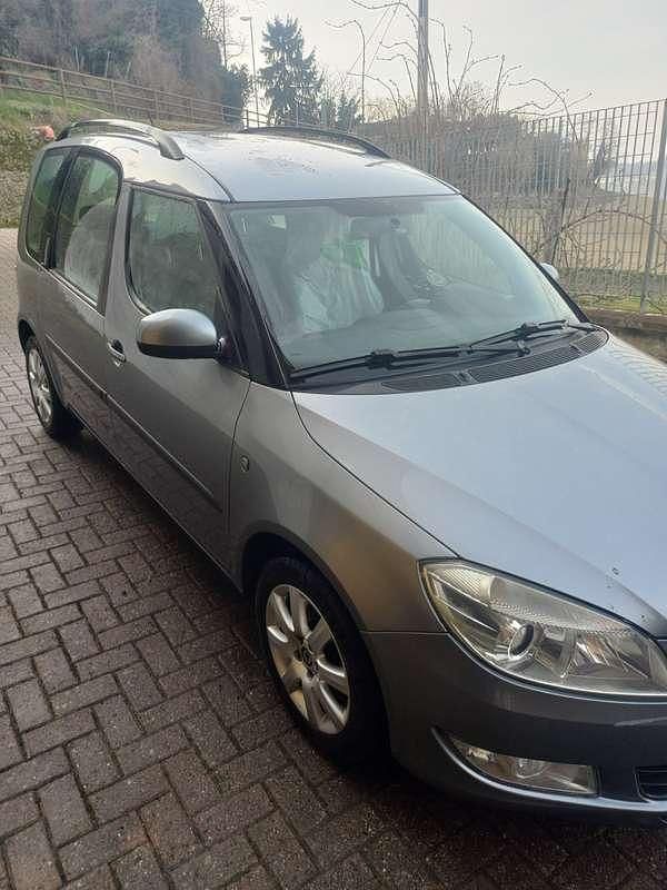 Usata Skoda Roomster Ambition 90 CV (66 kW) 2011 Grigio Monovolume