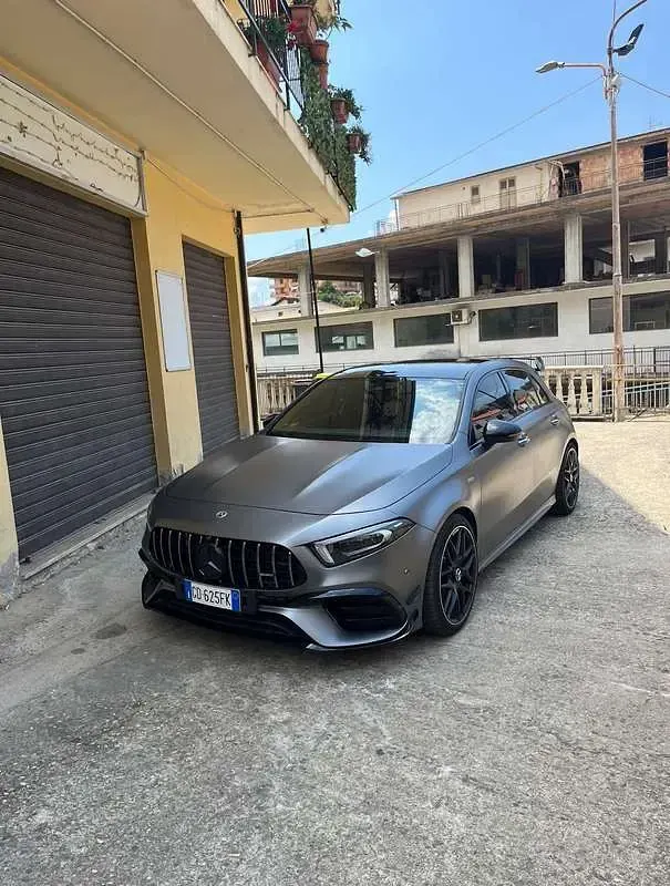 Usata Mercedes A45 AMG AMG 421 CV (309 kW) 2020 Grigio Utilitaria