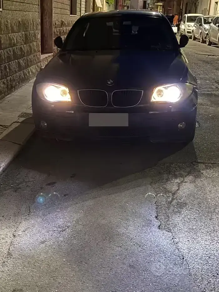 Usata BMW 120 163 CV (119 kW) 2005 Bluazzurro Utilitaria