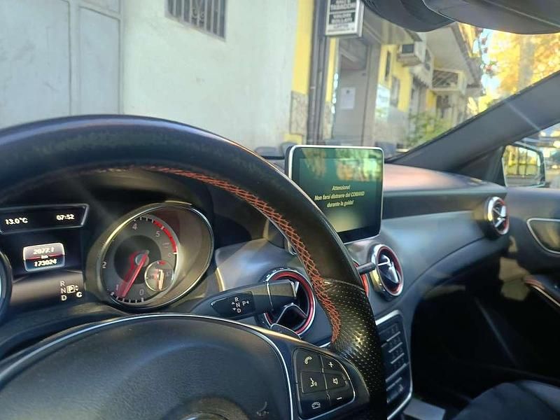 Nero Usata 2015 Mercedes GLA200 Premium SUV | 14.000 € (Ottimo prezzo) - Immagine 1/4
