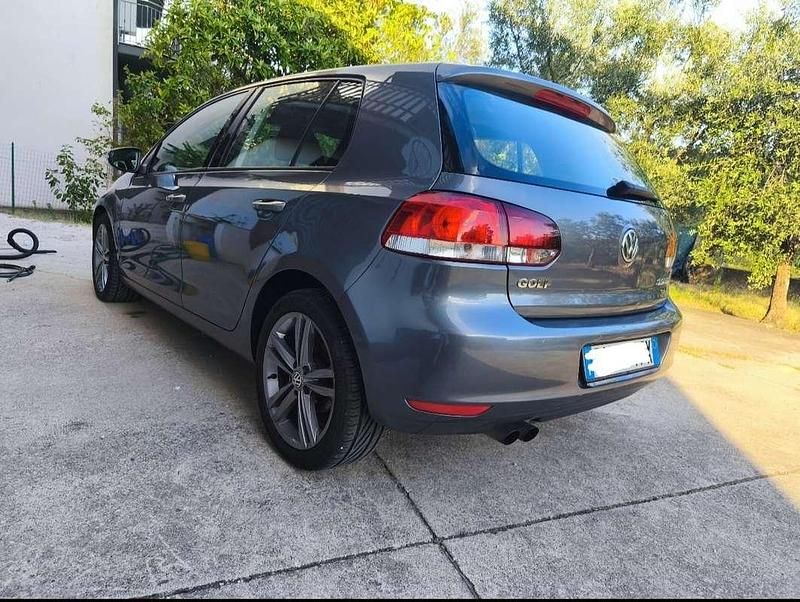 Usata VW Golf VI Highline 140 CV (102 kW) 2010 Utilitaria
