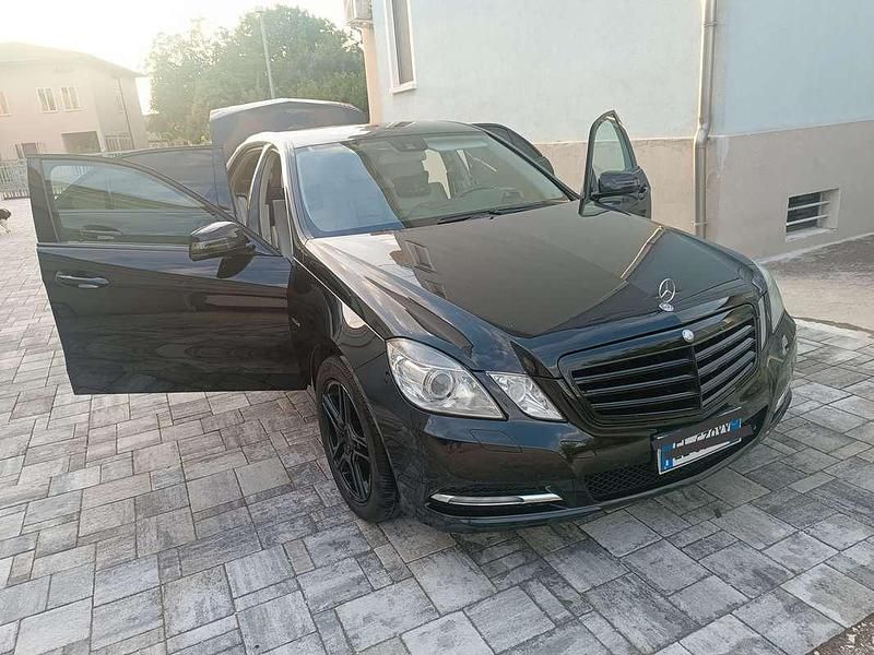 Occasion Mercedes E220 Avantgarde 170 ch (125 kW) 2012 Noir Berline