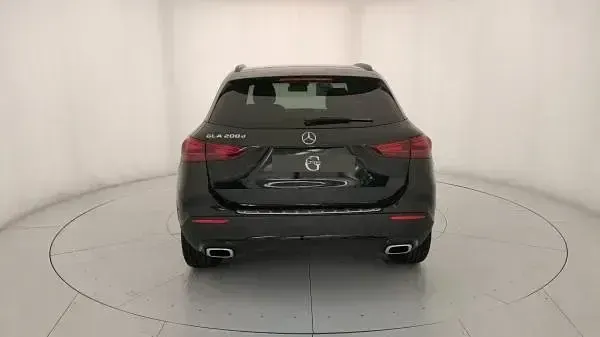 Nuova Mercedes GLA200 Advanced Plus 150 CV (110 kW) 2026 Nero cosmo metallizzato SUV