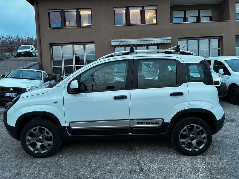 Usata Fiat Panda Cross Cross 86 CV (63 kW) 2020 Bianco Utilitaria