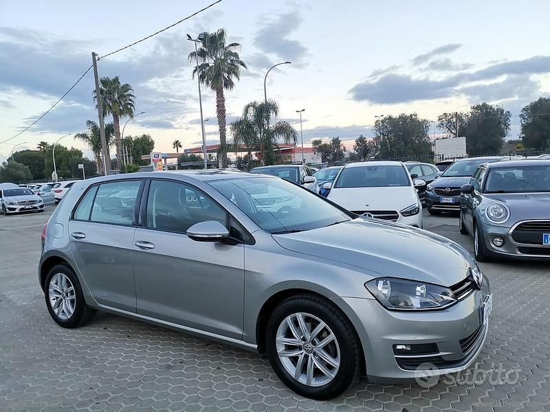 Usata VW Golf VII Trendline 90 CV (66 kW) 2015 Grigio Berlina