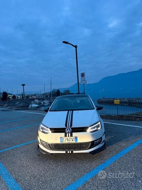 Usata VW Polo 69 CV (50 kW) 2011 Bianco Monovolume