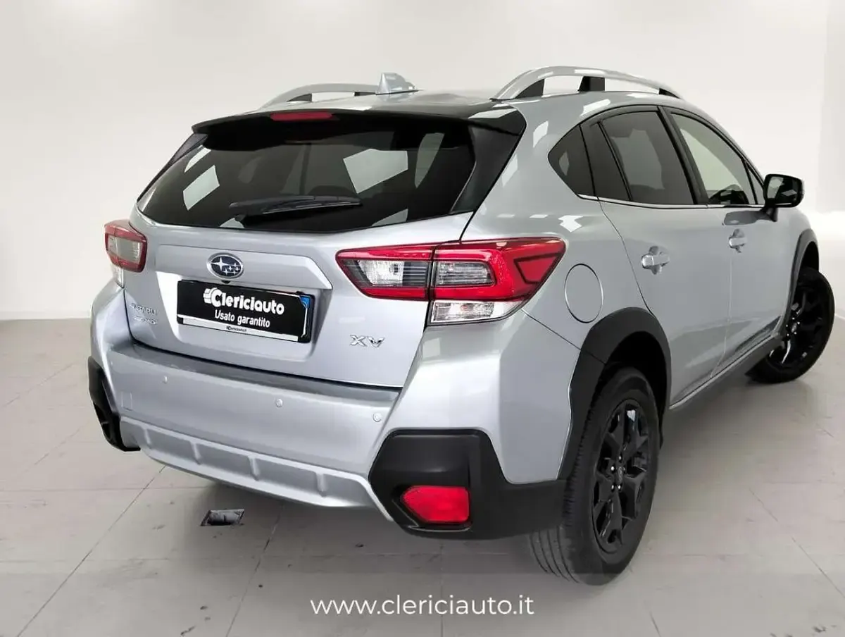 Usata Subaru XV Premium 114 CV (83 kW) 2020 Argento SUV