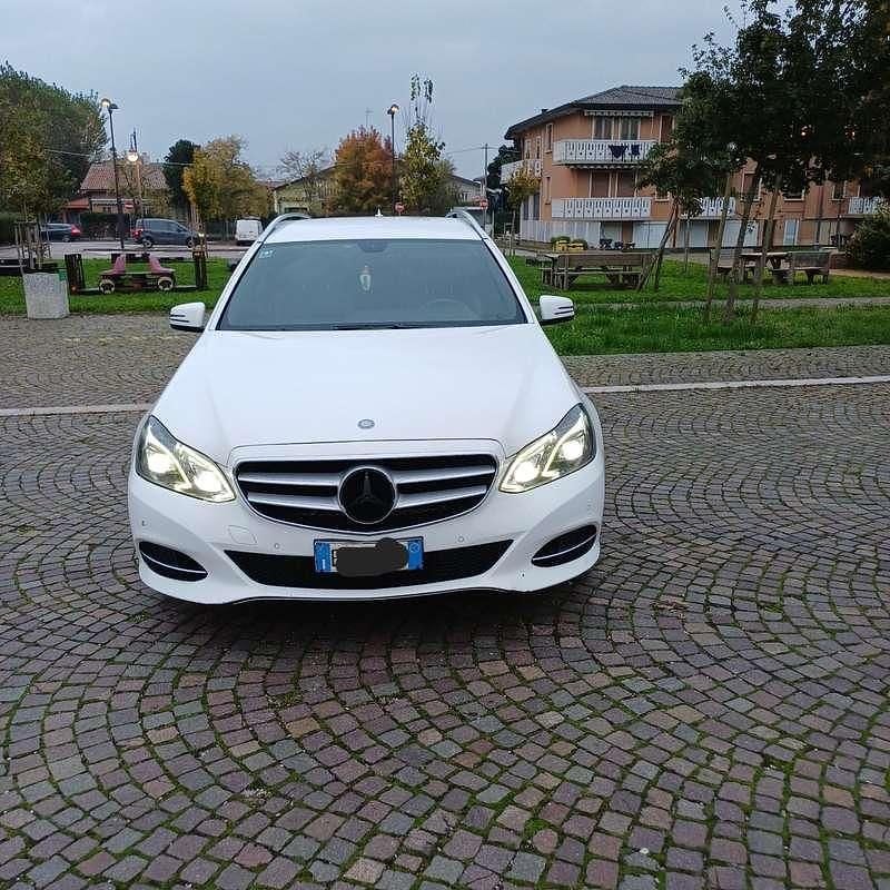 Usata 2014 Mercedes E220 Avantgarde Station wagon | 7999 € (Ottimo prezzo) - Immagine 1/4
