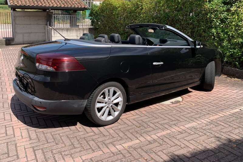 Usata 2011 Renault Mégane GT Line GT-Line Coupé | 3700 € (Buon prezzo) - Immagine 1/4