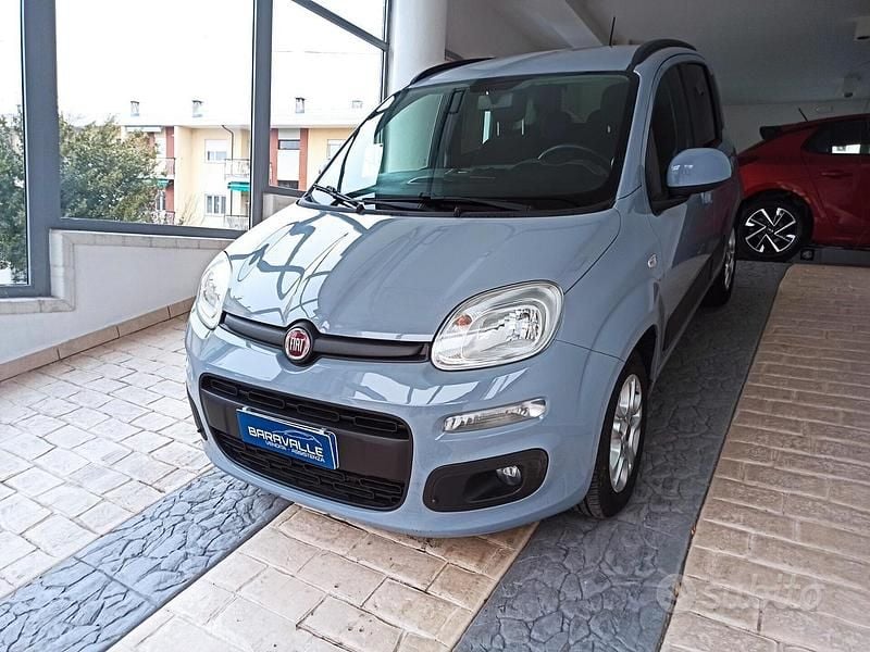 Usata Fiat Panda Lounge 69 CV (50 kW) 2019 Grigio Utilitaria