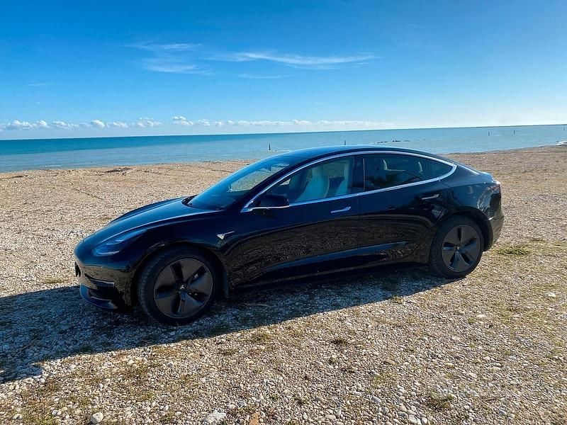 Usata Tesla Model 3 152 kW (208 CV) 2019 Berlina