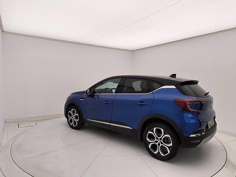 Occasion Renault Captur Intens 101 PK (74 kW) 2022 Blauw SUV