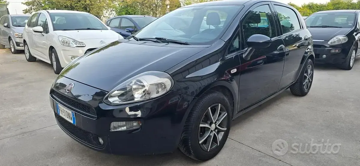 Usata Fiat Punto 95 CV (69 kW) 2017 Nero Utilitaria