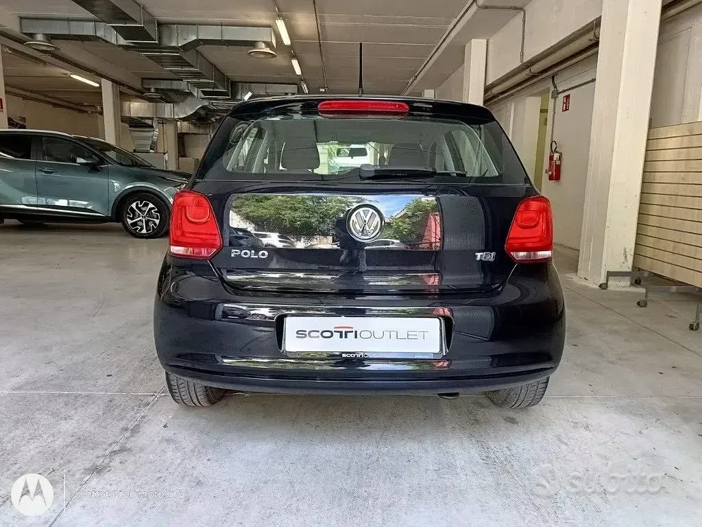 Usata VW Polo Trendline 75 CV (55 kW) 2014 Nero Berlina