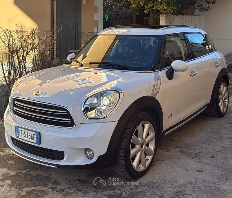 Usata Mini Cooper Countryman 111 CV (81 kW) 2016 Bianco SUV