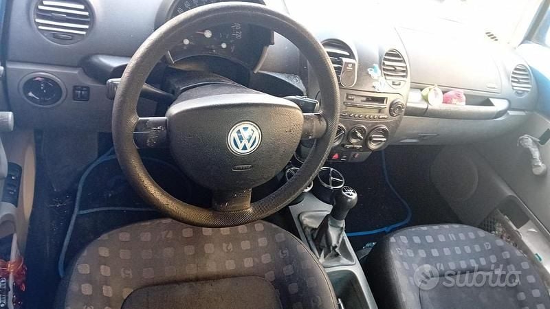 Usata VW New Beetle 2000 Utilitaria