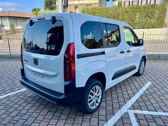 Nuova Fiat Doblò 131 CV (96 kW) 2025 Bianco Monovolume