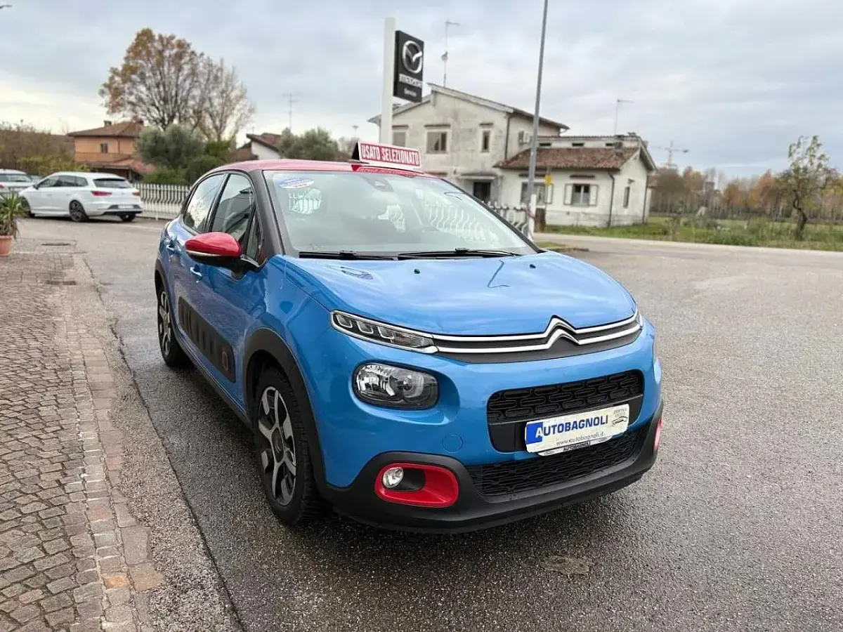 Usata Citroën C3 Shine 102 CV (75 kW) 2018 Blu Berlina