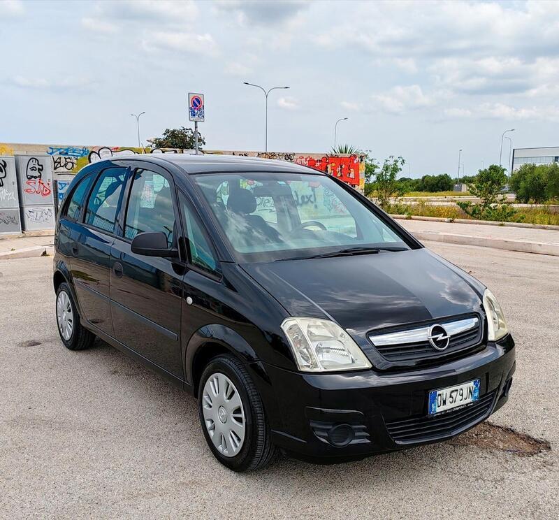 Usato 2009 Opel Meriva 1.2 Diesel 75 CV (4.900 €)