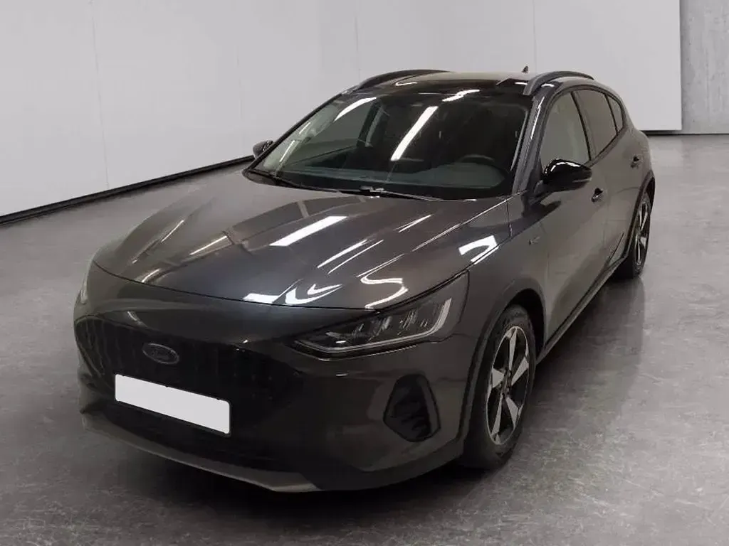 Usata Ford Focus Active 125 CV (91 kW) 2022 Grigio Berlina