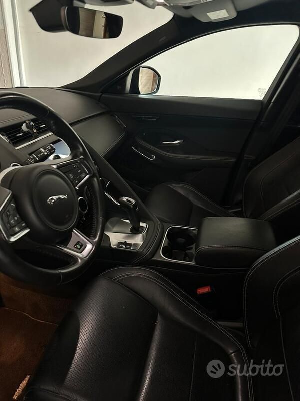 Usata Jaguar E-Pace First Edition 179 CV (131 kW) 2018 Nero SUV