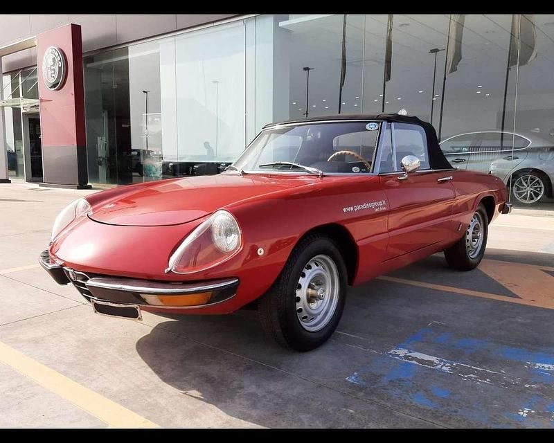 Rosso Usata 1975 Alfa Romeo Spider Cabrio | 25.000 € - Immagine 1/4