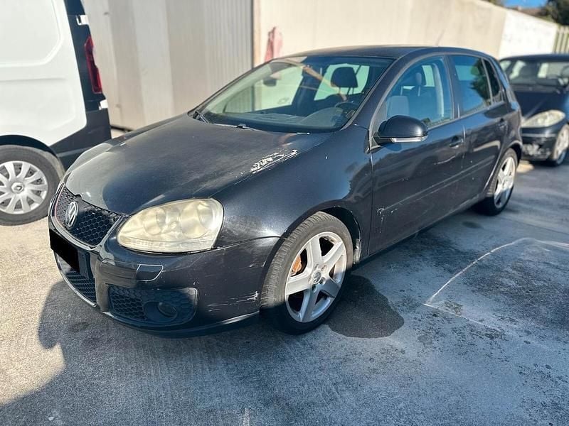 Nero Usata 2007 VW Golf V Tre volumi | 1500 € (Ottimo prezzo) - Immagine 1/4