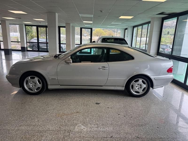 Usata Mercedes CLK200 Elegance 192 CV (141 kW) 2000 Argento Coupé