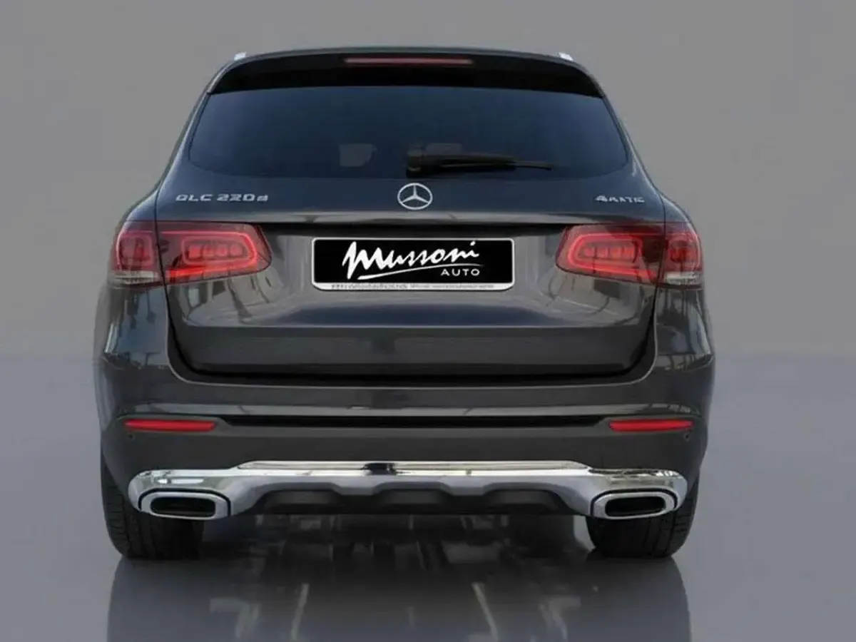 Usata Mercedes GLC220 194 CV (142 kW) 2019 Grigio scuro met SUV