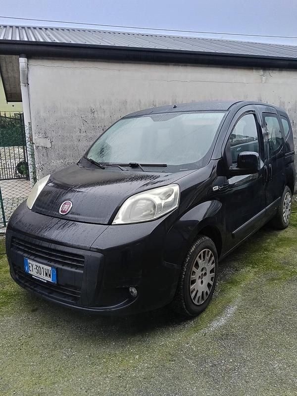 Nero Usata 2015 Fiat Qubo Dynamic Monovolume | 4990 € (Buon prezzo) - Immagine 1/4