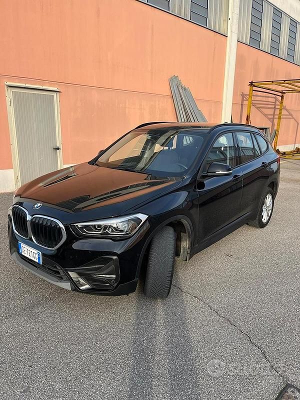 Usata BMW X1 Advantage 150 CV (110 kW) 2021 Nero SUV