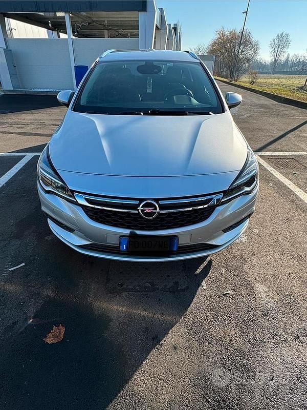 Usata Opel Astra Sport 110 CV (80 kW) 2016 Grigio Station wagon