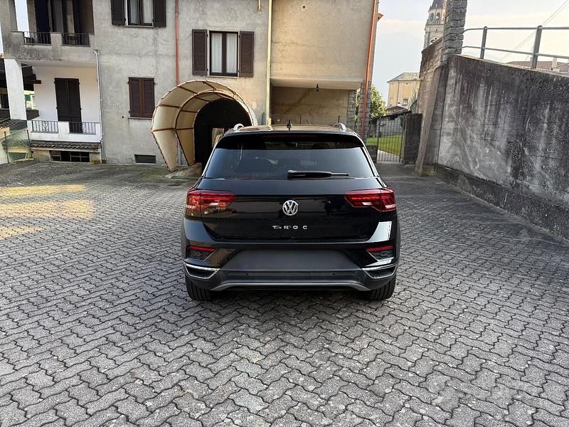 Usata VW T-Roc 116 CV (85 kW) 2019 Nero SUV