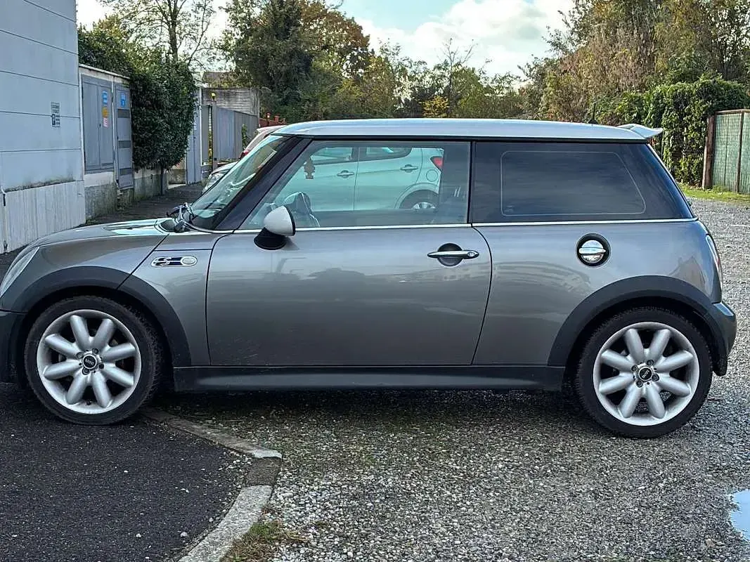 Usata Mini Cooper S 163 CV (119 kW) 2003 Grigio Utilitaria