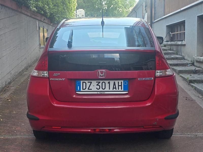 Usata Honda Insight Elegance 88 CV (64 kW) 2009 Rosso Utilitaria