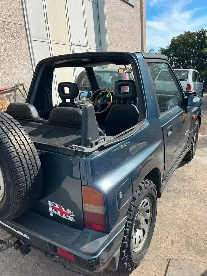 Usata Suzuki Vitara 75 CV (55 kW) 1989 Bluazzurro Cabrio