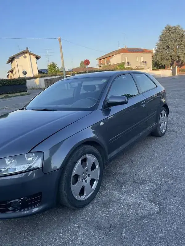 Usata Audi A3 Attraction 110 CV (80 kW) 2007 Utilitaria