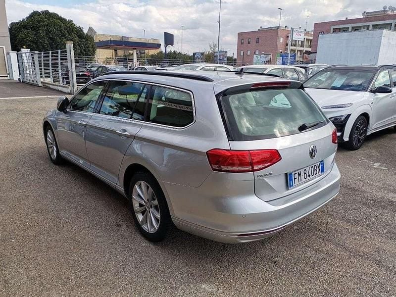 Usata VW Passat Business+ 150 CV (110 kW) 2017 Argento metallizzato Station wagon