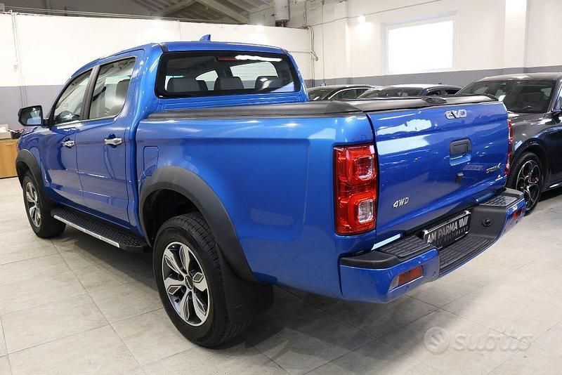 Usata EVO Cross 4 136 CV (100 kW) 2023 Blu Pick-up