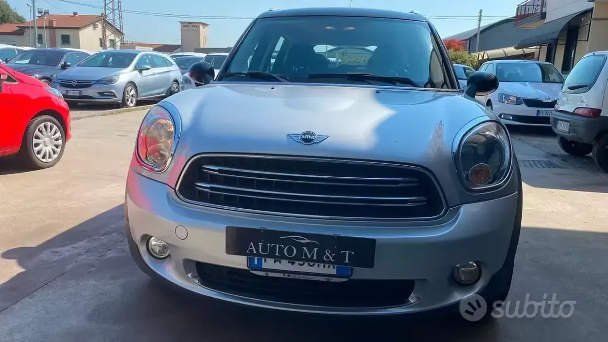 Usata Mini Cooper D Countryman Business 111 CV (81 kW) 2015 Grigio SUV