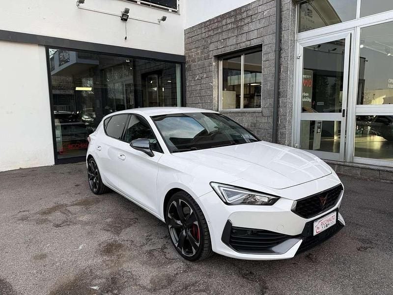 Usata Cupra Leon VZ2 245 CV (180 kW) 2023 Bianco Berlina