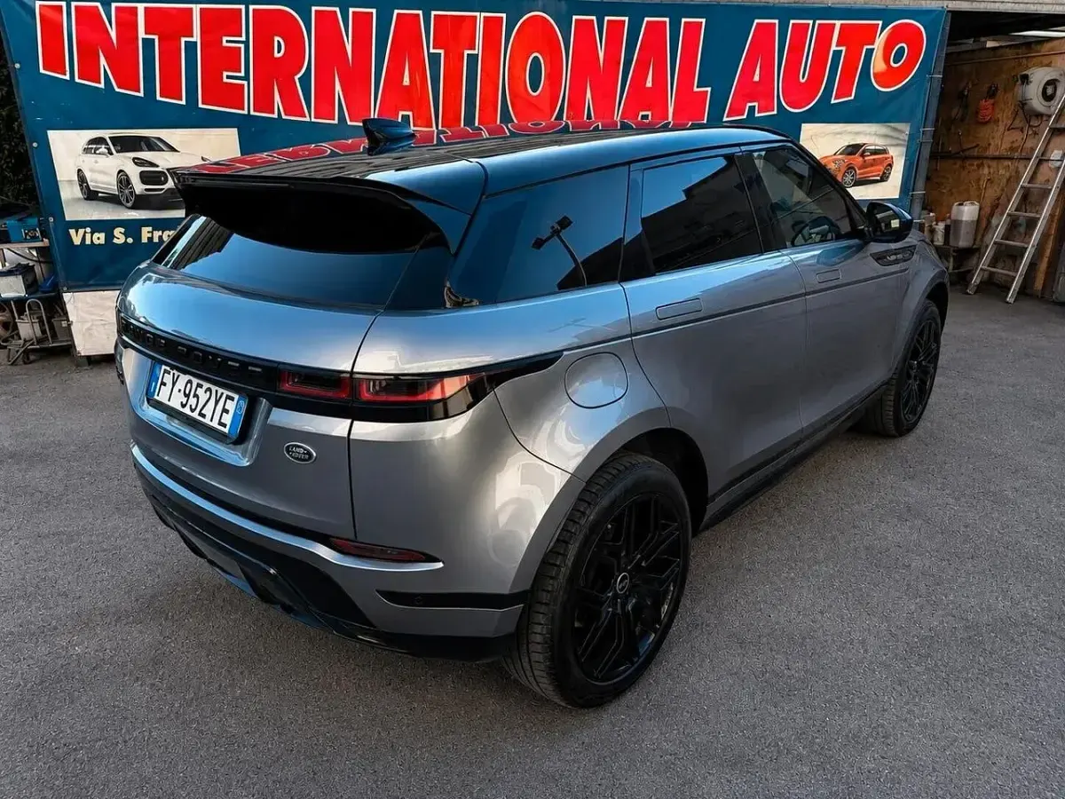 Usata Land Rover Range Rover evoque R-Dynamic 179 CV (131 kW) 2019 Grigio SUV