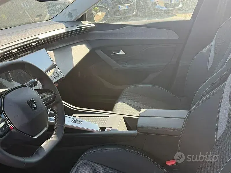 Nuova Peugeot 308 2025 Nero Berlina